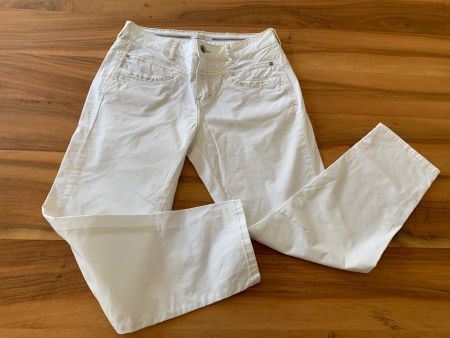 NILE weisse Sommerhose 7/8tel Länge Grösse S wie neu