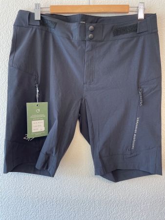 NYKIL ACTIVE SHORT Men