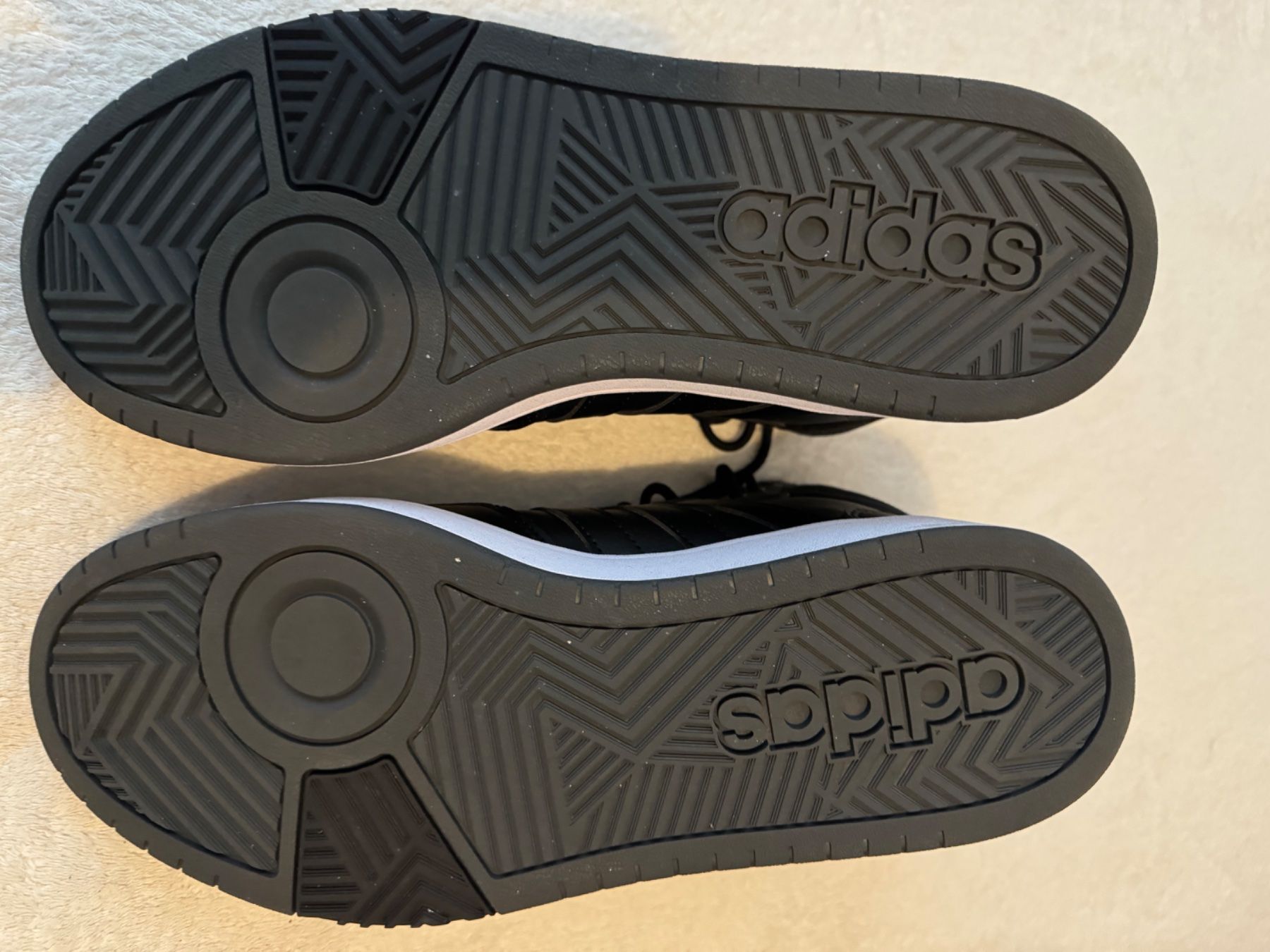 Adidas Scarpe da uomo: Adidas Hoops 3.0 Mid Winter Sneaker, Schwarz – Nuovo (secondo la descrizione) da kloten venduto da Sneki5 2