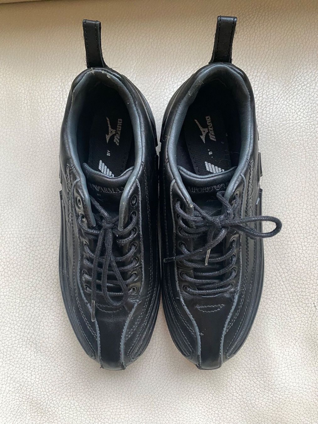 Armani Damenschuhe: Emporio Armani ft Mizuno leather snicker – Gebraucht aus Zürich von Yuece