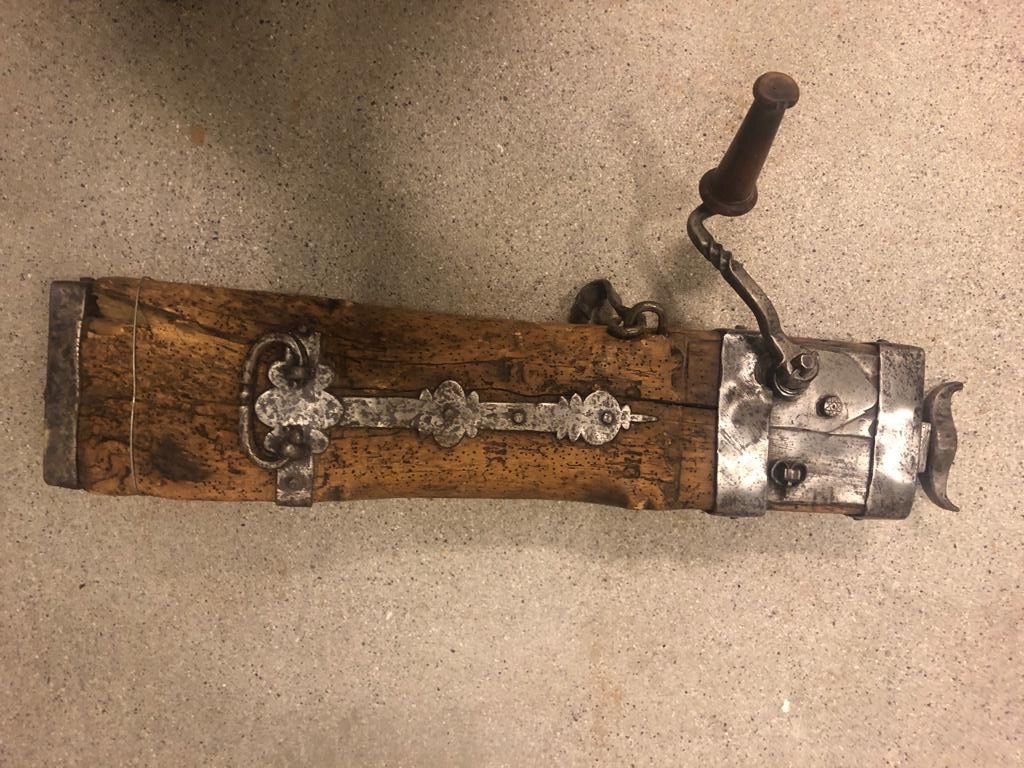 Tutti gli attrezzi: Old Jack In Wood And Wrought Iron – Usato da Zürich venduto da Razinava