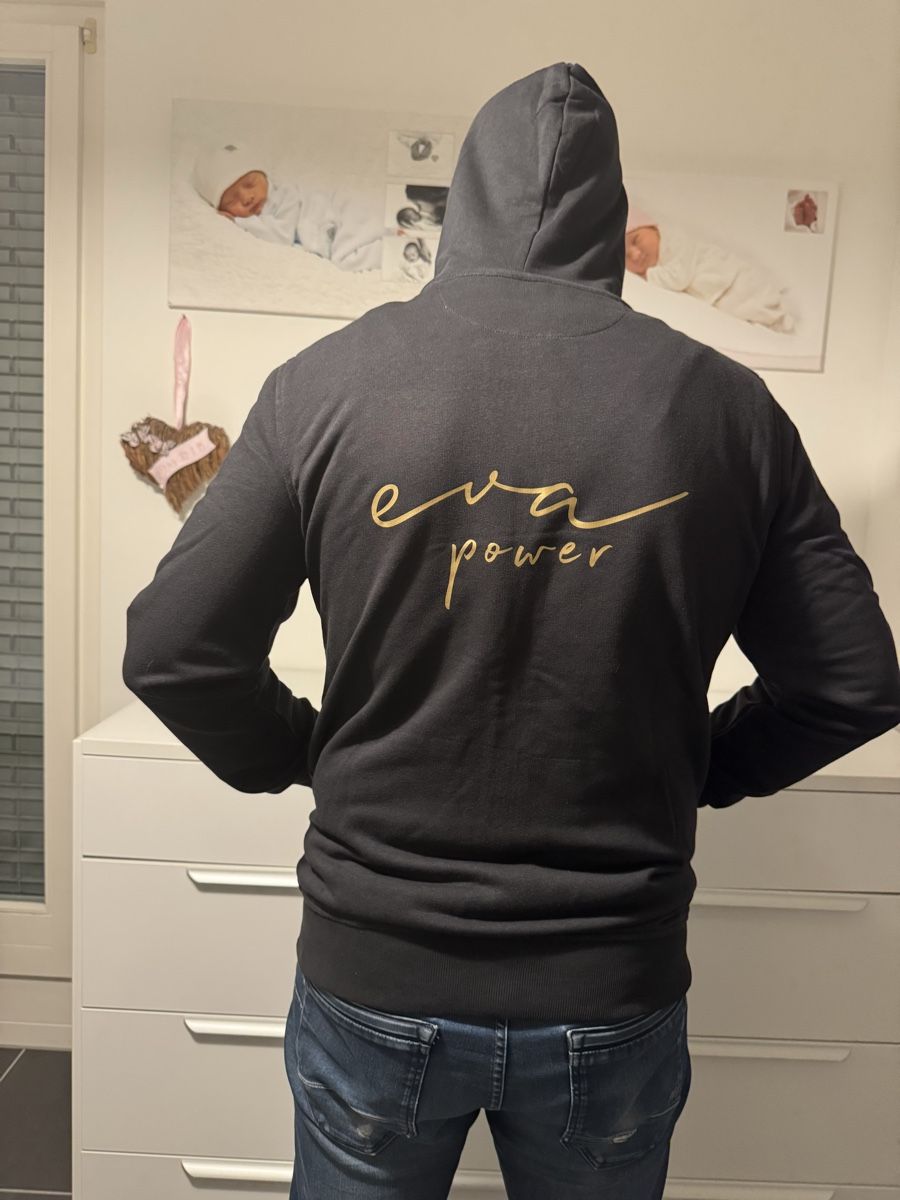 Giacche: Schwarzer-Hoodie "eva power" -  Grösse XS – Nuovo e nell'imballaggio originale da Uetendorf venduto da Revotool 1