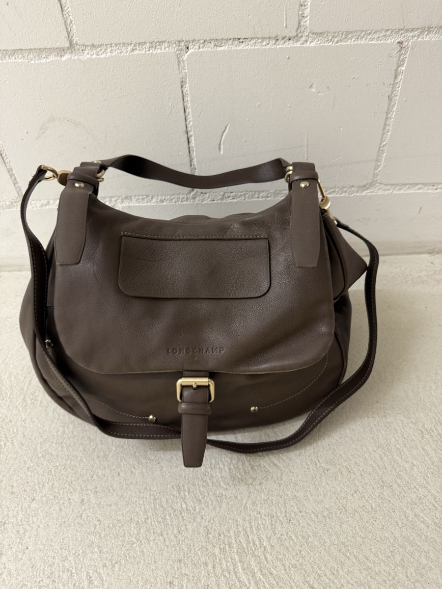 Longchamp Borse da donna: LONGCHAMP Umhängetasche grau – Usato da Allschwil venduto da Frida015