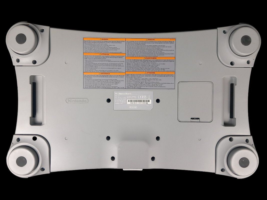 Nintendo Console: NINTENDO Wii Balance Board – Usato da Hünenberg venduto da Restwert_Zug 6