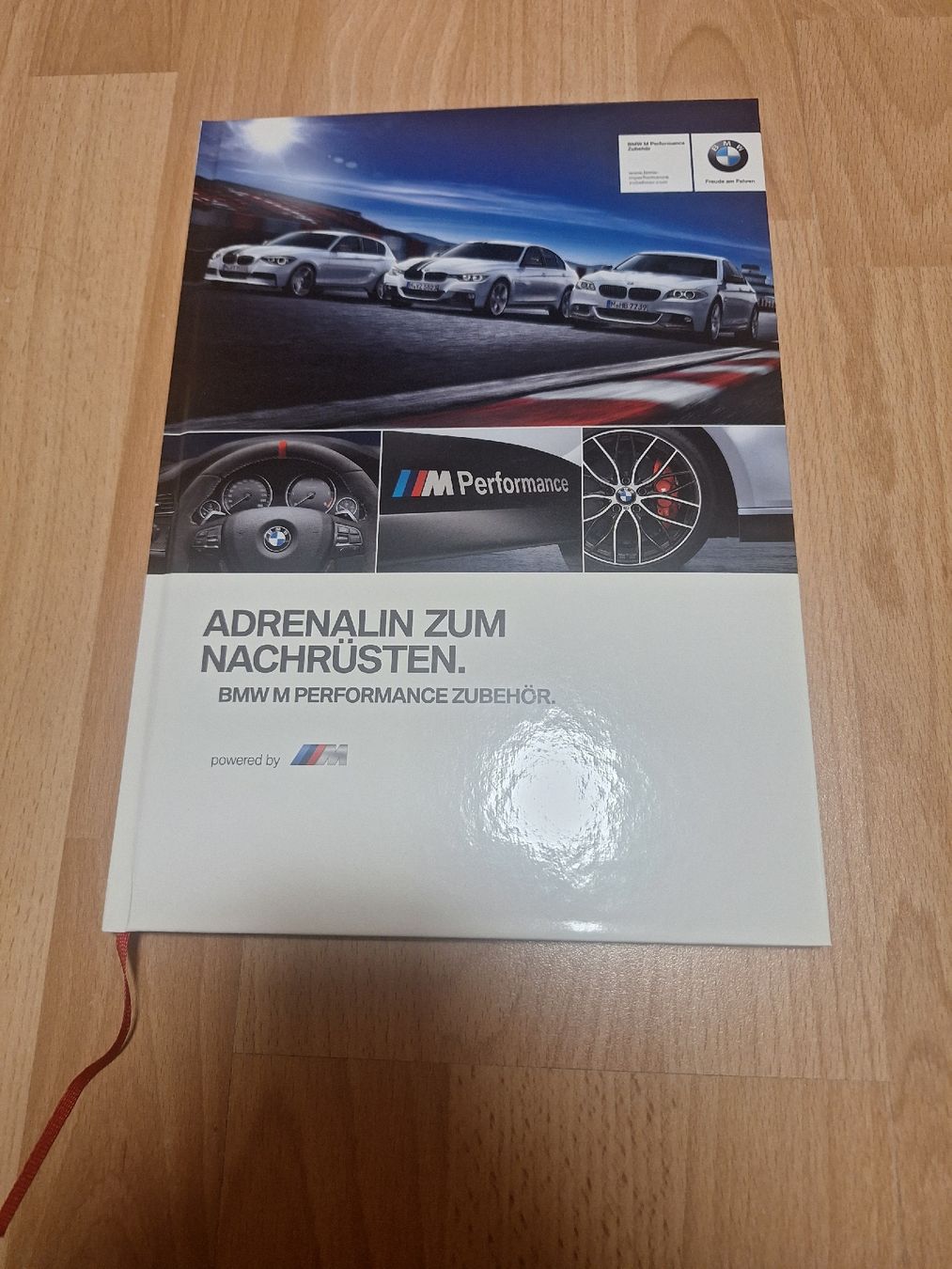 Libri: BMW Nachrüstkatalog – Nuovo (secondo la descrizione) da Glarus venduto da mar_w6qy