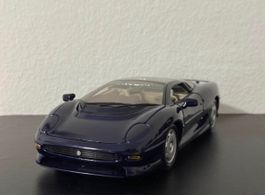 Jaguar XJ220 Maisto 1:18 ab 1.- !