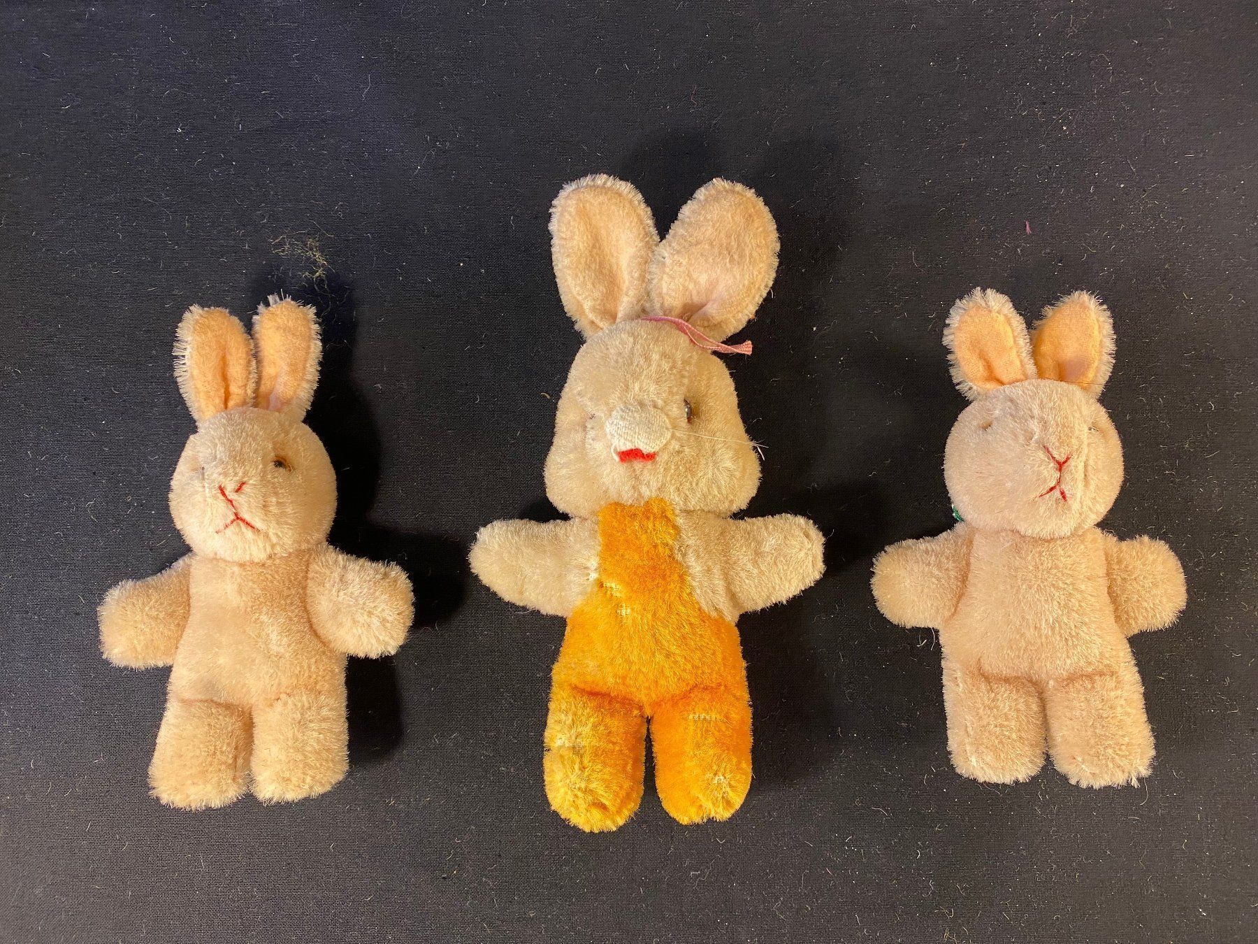 Statuette: 3 Vintage Hase / Osterhasen – Usato da Schaffhausen venduto da vintageworld