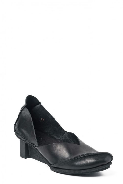 Trippen Damenschuhe: Trippen Ivy Black Leather Heeled Slip On Shoes Lagenlook – Gebraucht aus St. Gallen von B771 1