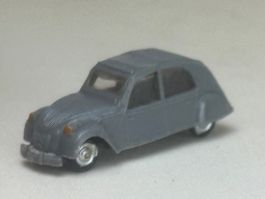 GB1-EKO Citroen Ente 2 CV grau