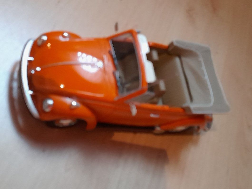 Revell Modellautos: Revell Volkswagen Käfer Convertible, 1:18 – Neu (gemäss Beschreibung) aus Frick von Windguru