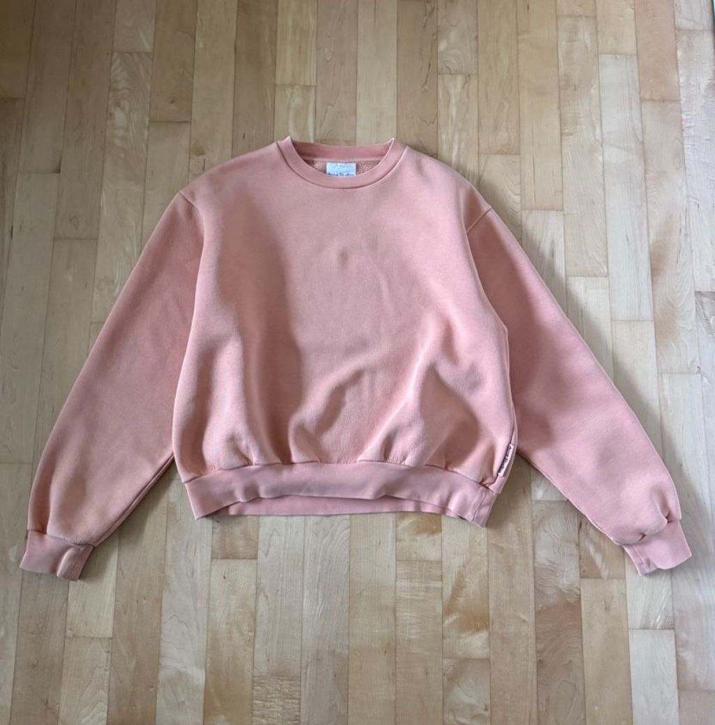 Acne Studios Pulls & Sweat-shirts: Acne Studios Pfirsich Sweater M – D'occasion à Zürich par zoh_26cj