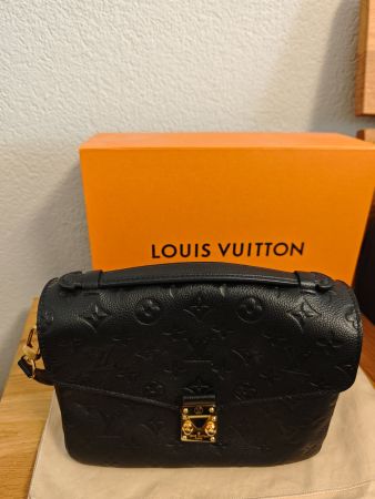Louis Vuitton Handtasche, Métis, schwarz 🖤