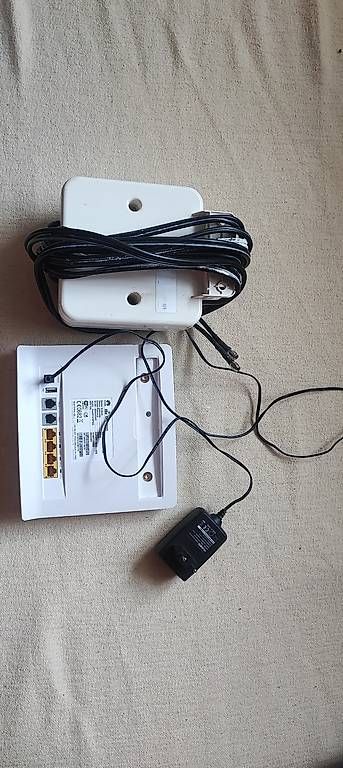 Modem & Router: Routeur Huawei LTE CPE B593 + Antenne  – Usato da Genf venduto da AdiOs2 1