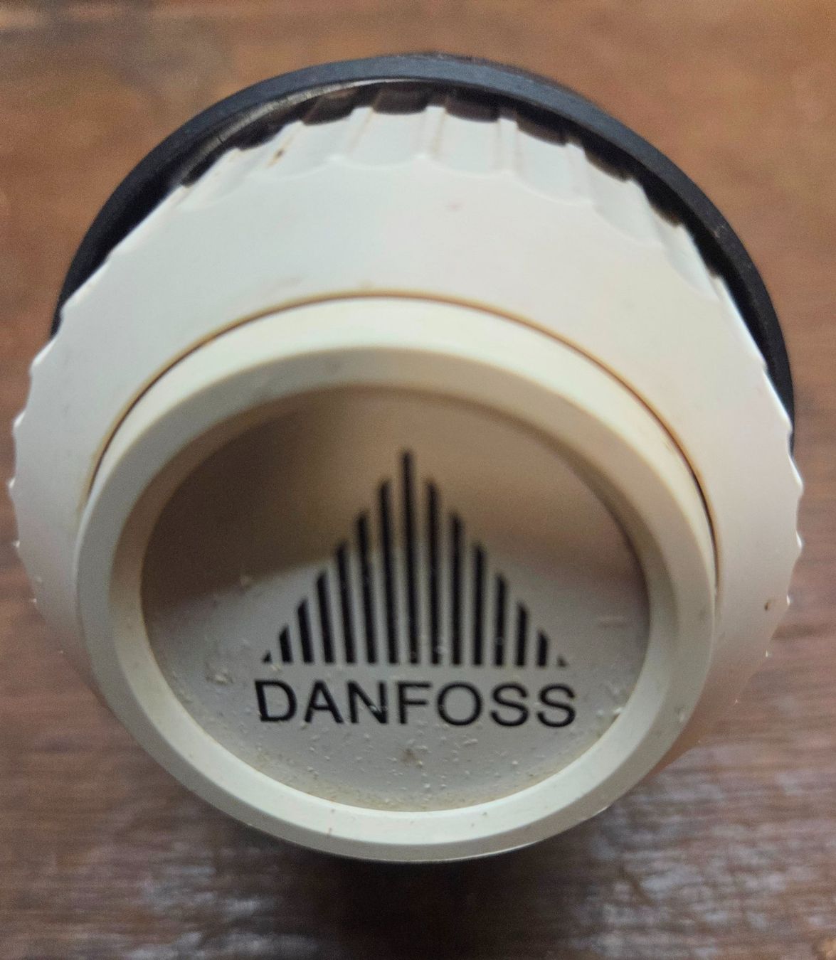 Radiatori: Vanne thermostatique Danfoss – Usato da Corserey venduto da ded_7fys