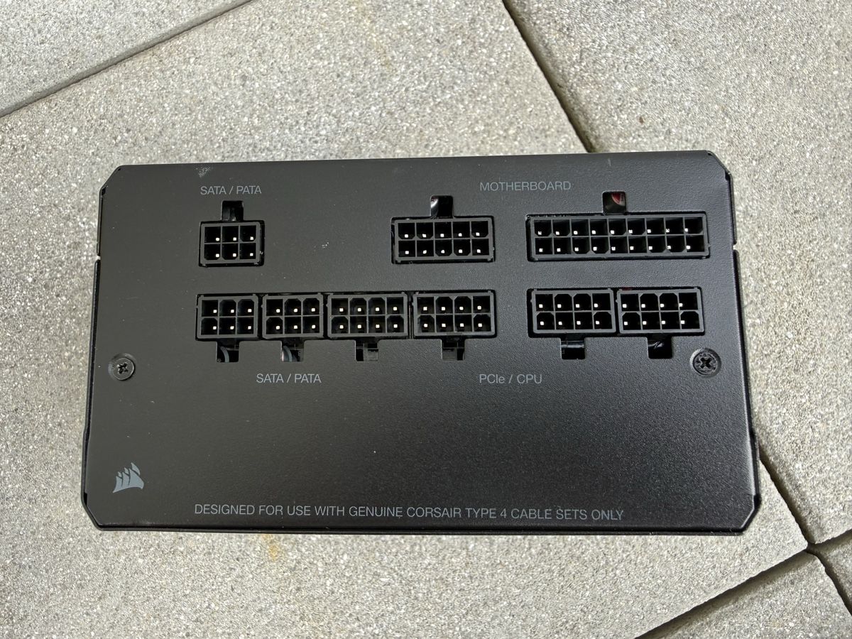 Corsair Custodie: Corsair RM650x PSU/Netzteil – Usato da Zürich venduto da aralex1 4