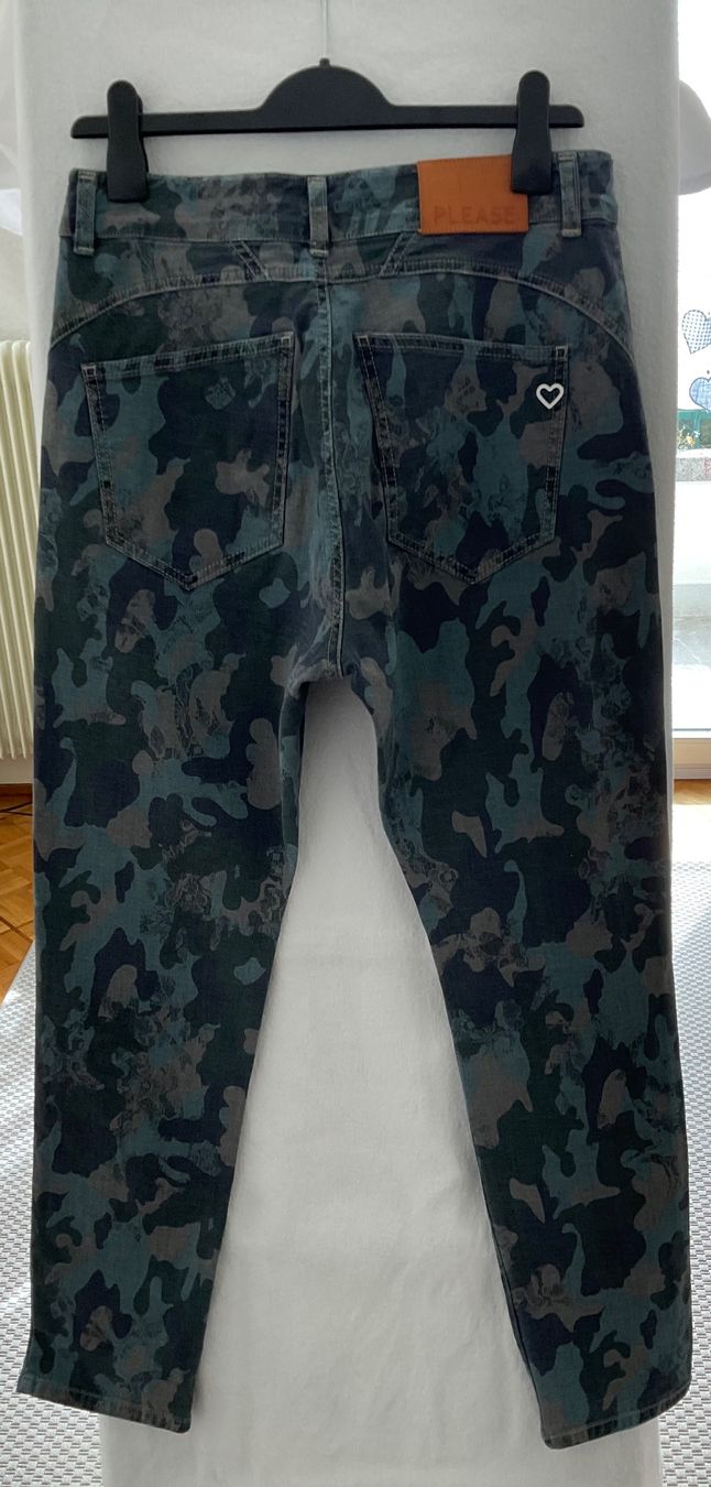Please Jeans Pantaloni: Please : pantalon imprimé camo - Medium - stretch – Usato da Corseaux venduto da Mililaforet75 2