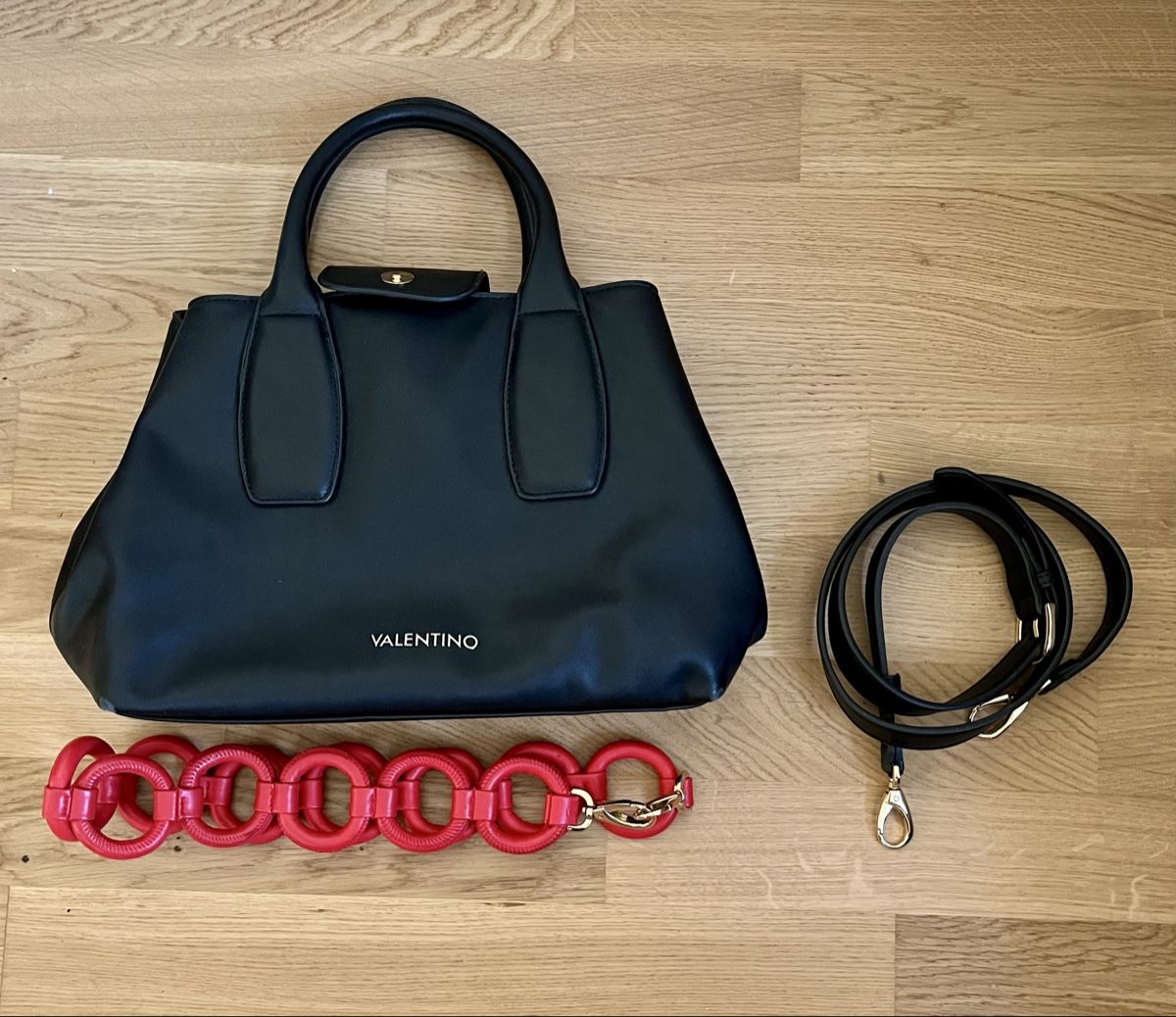 Valentino Borse da donna: Handtasche Valentino schwarz – Usato da Basel venduto da Samo_Li 3