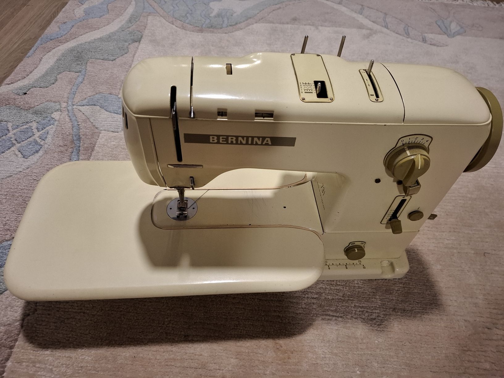 Bernina Macchine da cucire: Nähmaschine Bernina 731 – Usato da Lausen venduto da Devin- 6