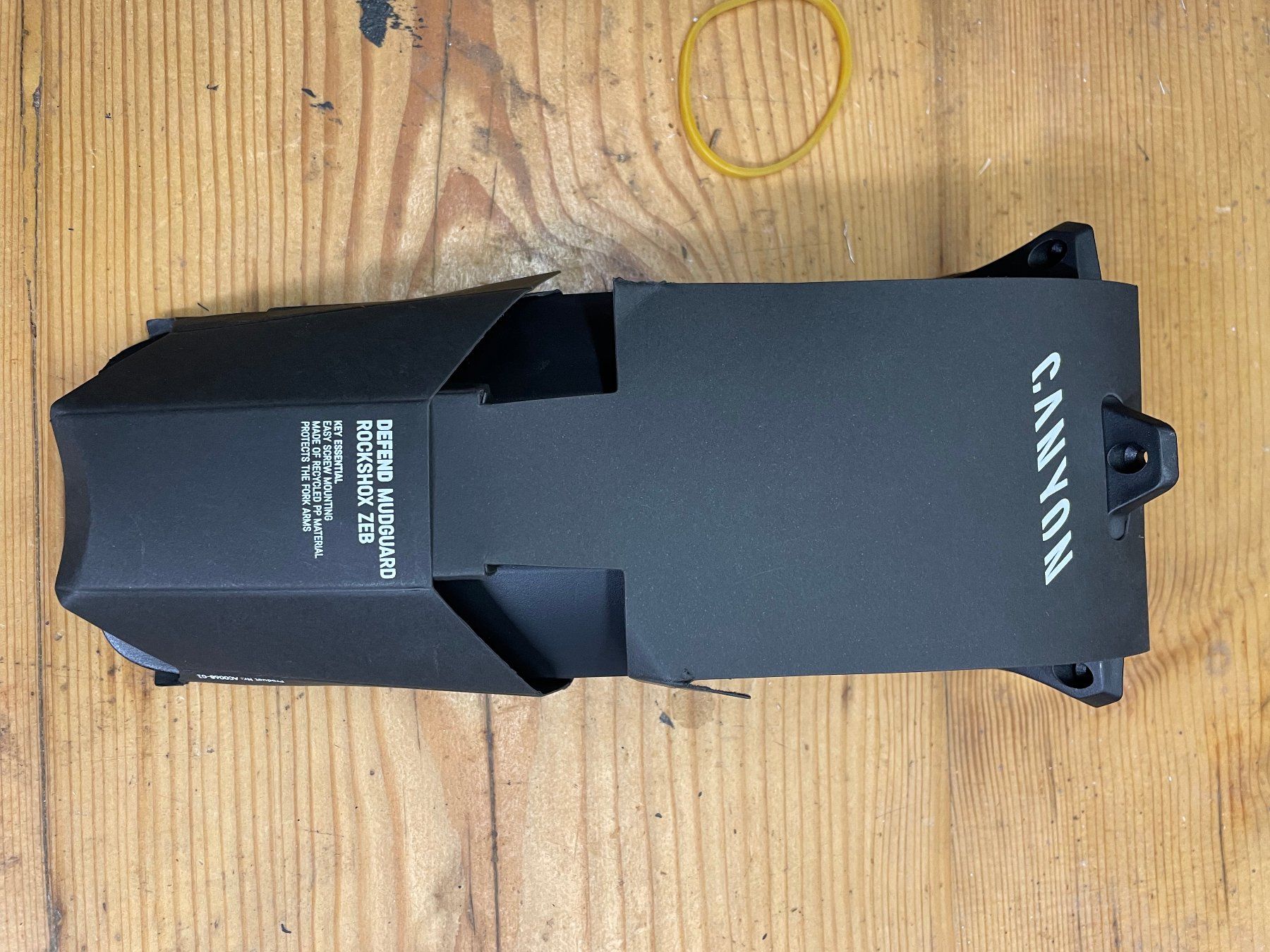Pezzi di ricambio: Mudguard Rockshox ZEB – Nuovo e nell'imballaggio originale da Chavannes-sous-Orsonnens venduto da armailli75 1