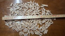 Über 100 Stück Mini Holzklammern / Wäscheklammern 2.5cm lang