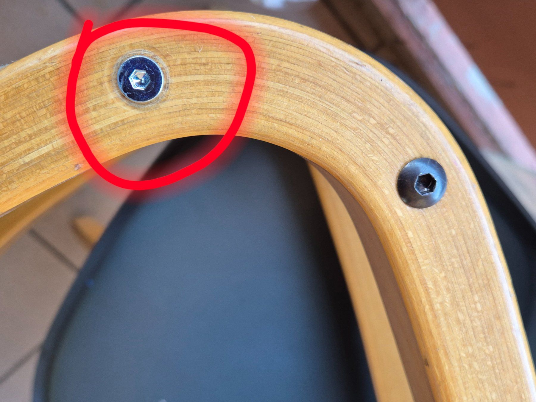Varier Sedie: Kniestuhl Stokke / Varier – Usato da Monthey venduto da McAuthor 2