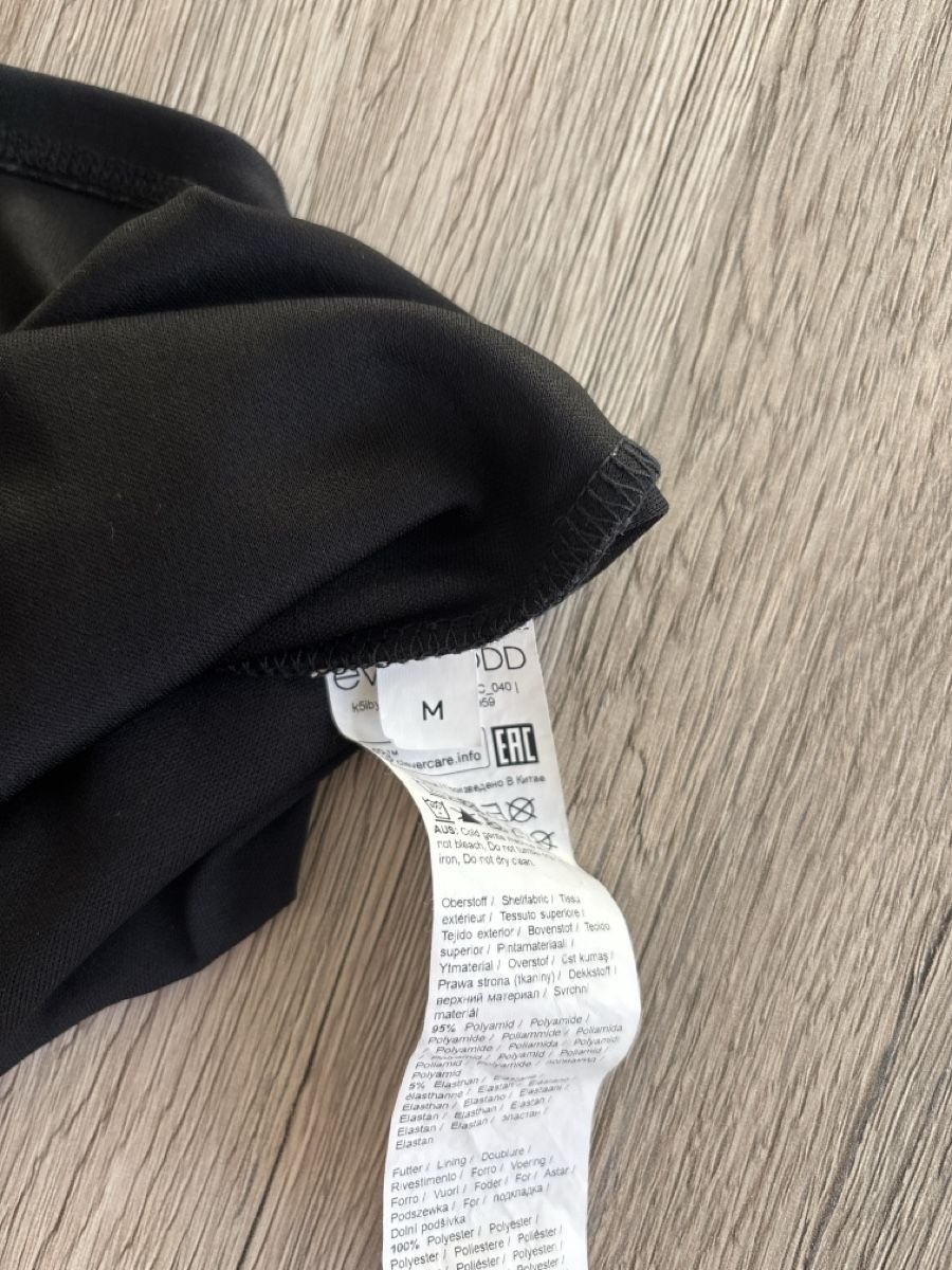 Vestiti: Kleid Even&Odd schwarz mit Blumenmuster Grösse M – Usato da Mels venduto da scn_98jw 3