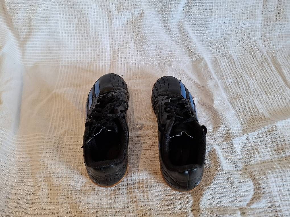 Scarpe per ragazzi: Adidas Deportivo Gr. 34  – Usato da Greifensee venduto da Timerons 4