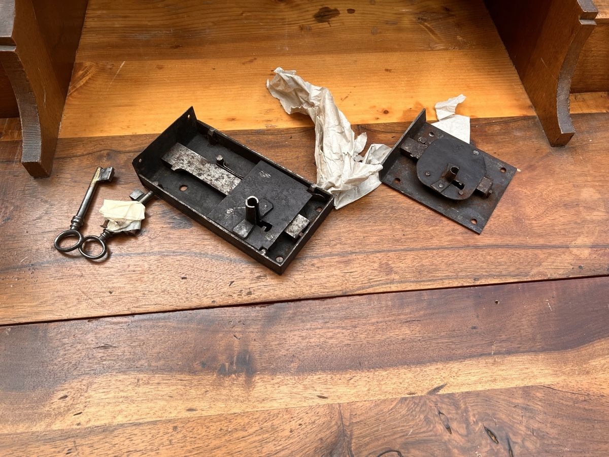 Cassettiere:   Antike Sekretär (320) – Usato da Glattfelden venduto da maa_qcj8 5