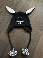 Süsse Wintermütze Hase mit Ohren und Bommel