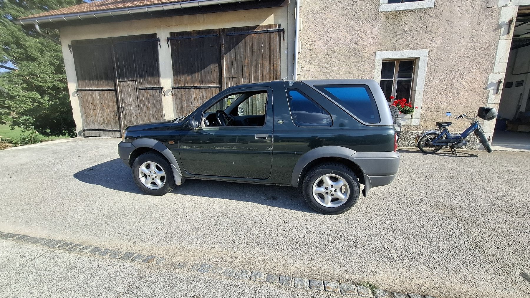 Land Rover Autos: Land-Rover freelander 1.8i – Gebraucht aus Fleurier von Matteojohn 3