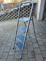 Praktische Haushaltsleiter, 4 Stufen, Top Zustand!