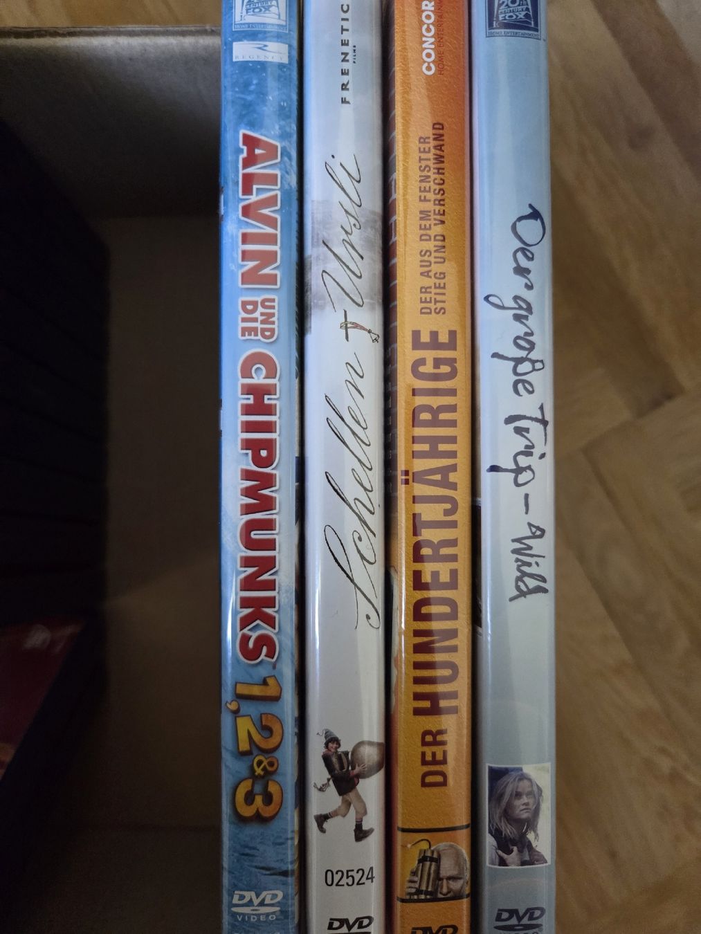 Tutti i DVDs: 4x Diverse DVDs  – Usato da Kerns venduto da Barmi00