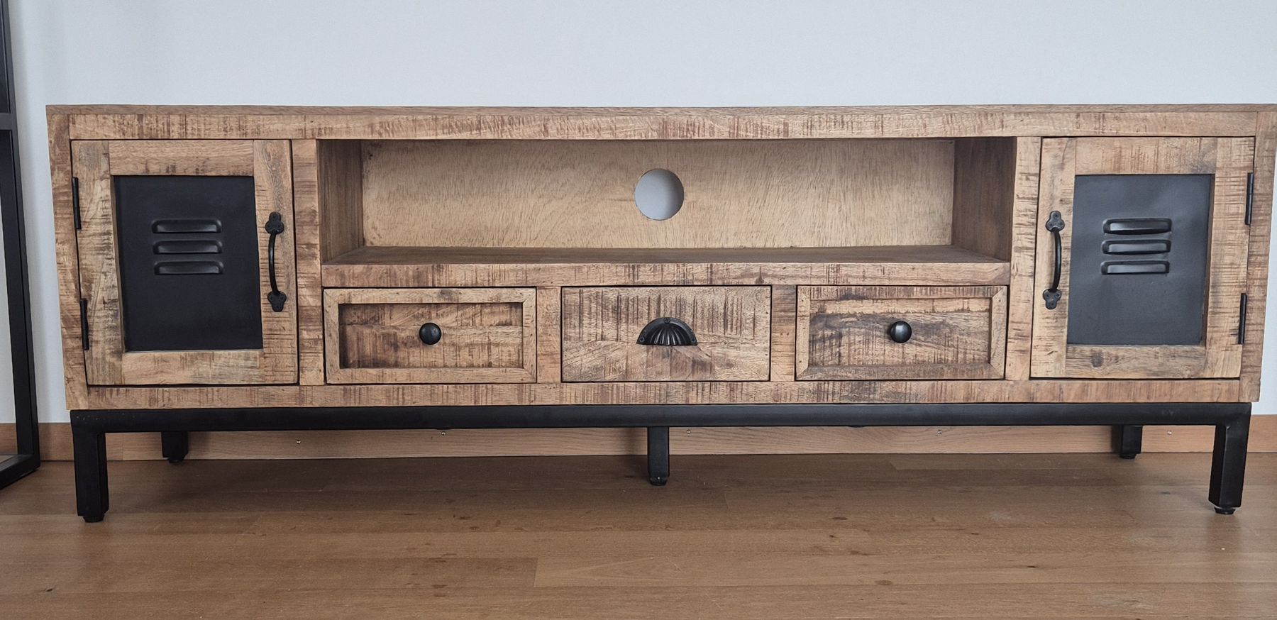 Meubles TV: Landscape Lowboard TV Möbel – D'occasion à Rotkreuz par FS32 1