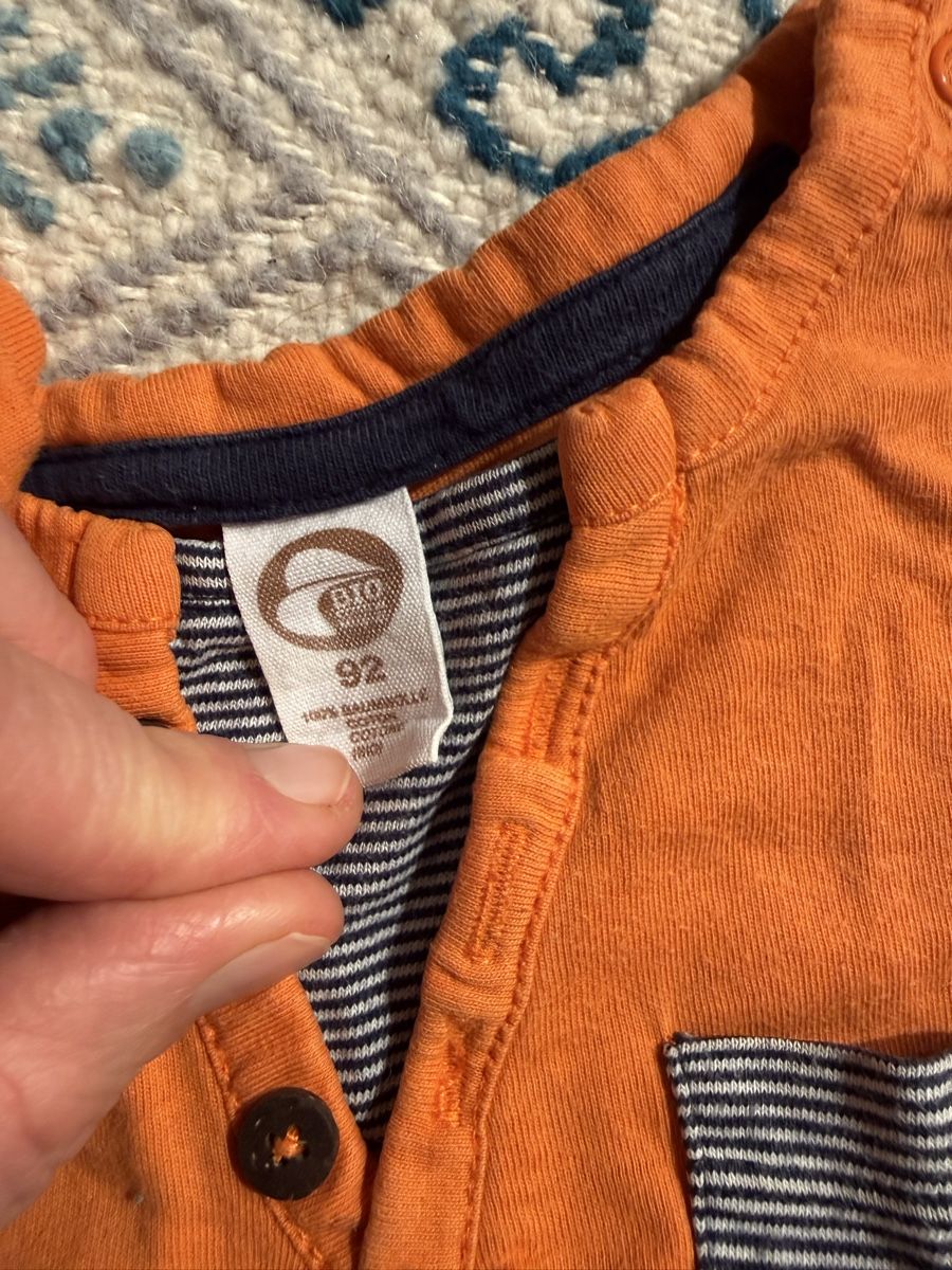 Maglioni & Felpe: 4 Langarmshirts /dünne Pullover ca. Grösse 92 – Usato da Münchenstein venduto da nuk2018 2