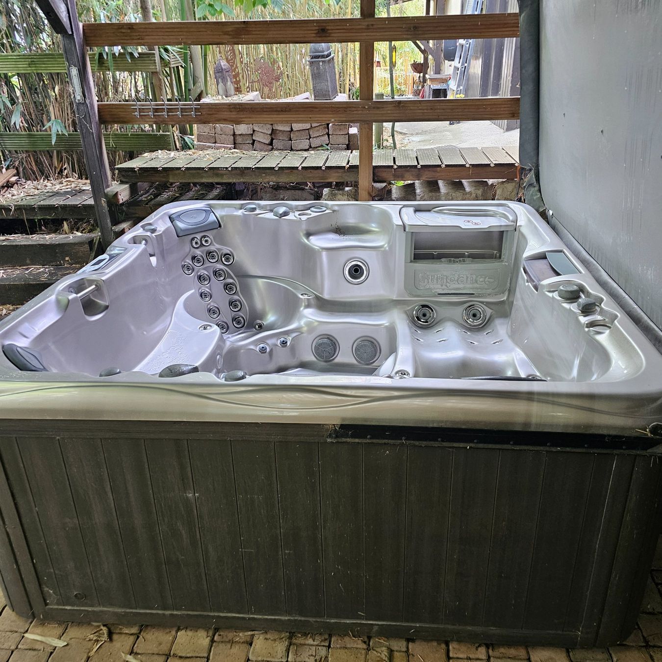 Whirlpool: Spa Sundance Cameo 880 – Usato da Courgenay venduto da fru_d22j 1