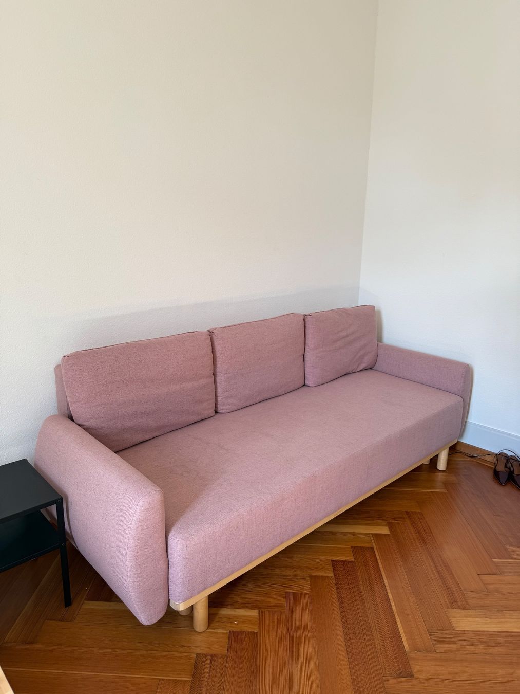 Ikea Divani: Bettsofa pink – Usato da Zürich venduto da vik_hlk8 2
