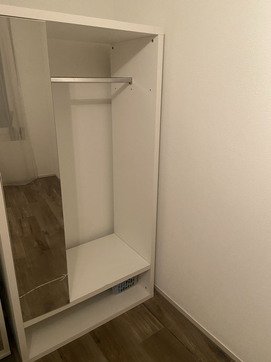 Armadi: Garderobenschrank gratis – Usato da Männedorf venduto da Pauc02 1