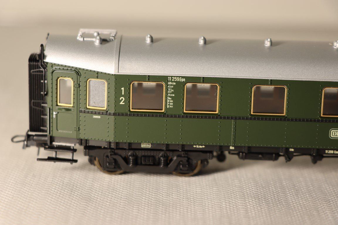 Roco Modellini di ferrovie: Roco Eisenbahn (3799-3800) – Nuovo (secondo la descrizione) da Bäriswil BE venduto da WWYN-Liquidationen 5