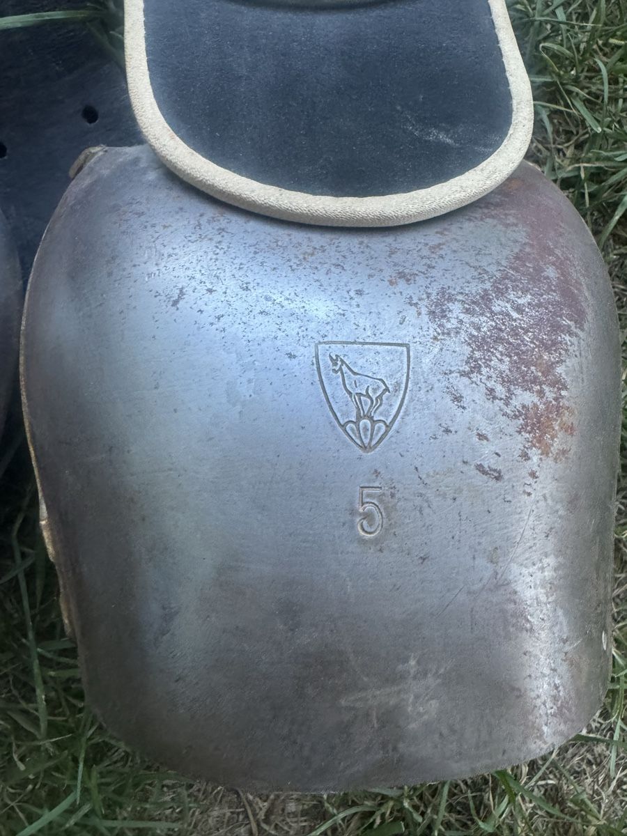 Glocken & Treicheln: 3 firmann 5, 3, 0/8 – Gebraucht aus Penthalaz von Antique93 5