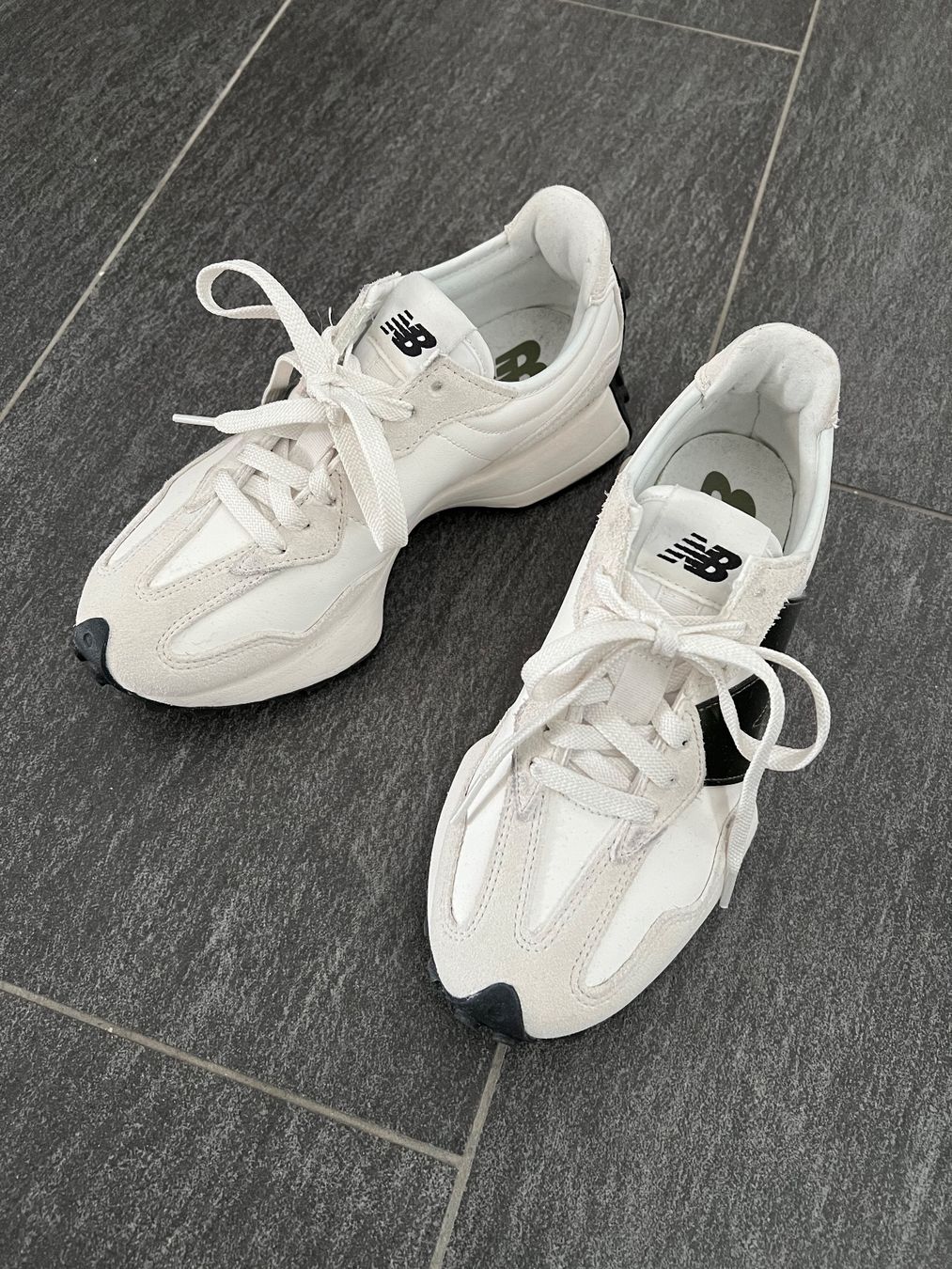 New Balance Damenschuhe: New Balance Sneakers – Gebraucht aus Rüti ZH von car_h7kl 3