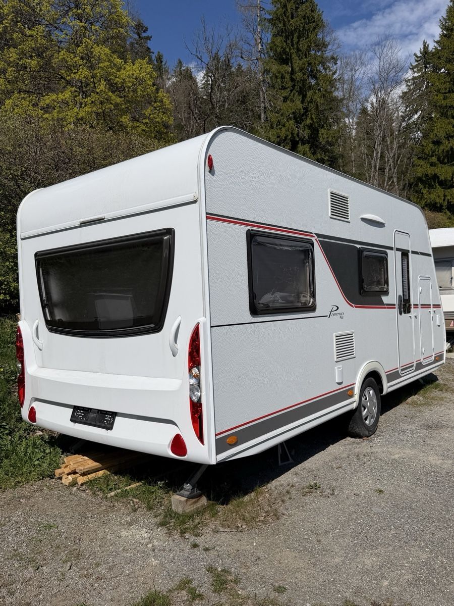 Bürstner Veicoli da campeggio: Caravane Bürstner Premio Plus 440Tk – Usato da St-Cierges venduto da dissimilar 8