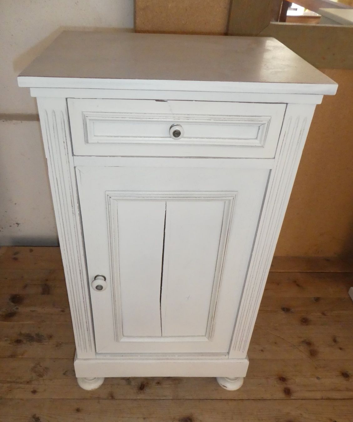 Comodini: Nachttischli shabby chic – Usato da stans venduto da huezer