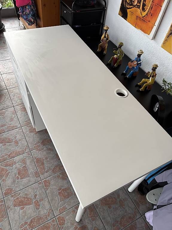 Ikea Scrivanie: Kinder-Pult / Kinder-Schreibtisch – Usato da Deitingen venduto da cangrejito79 1
