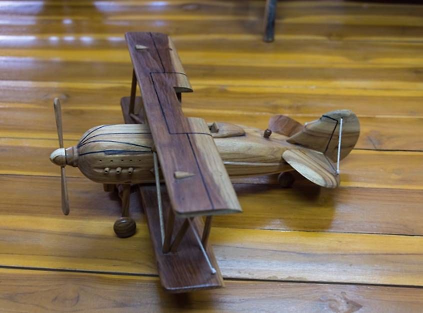 Modellbausätze & Standmodelle: Avion biplan en bois – Neu und originalverpackt aus Thônex von Fred_1973 1