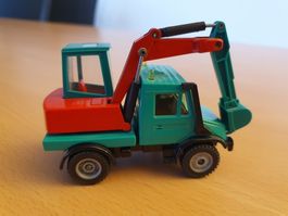 Siku Unimog mit Baggeraufbau - Massstab 1:50