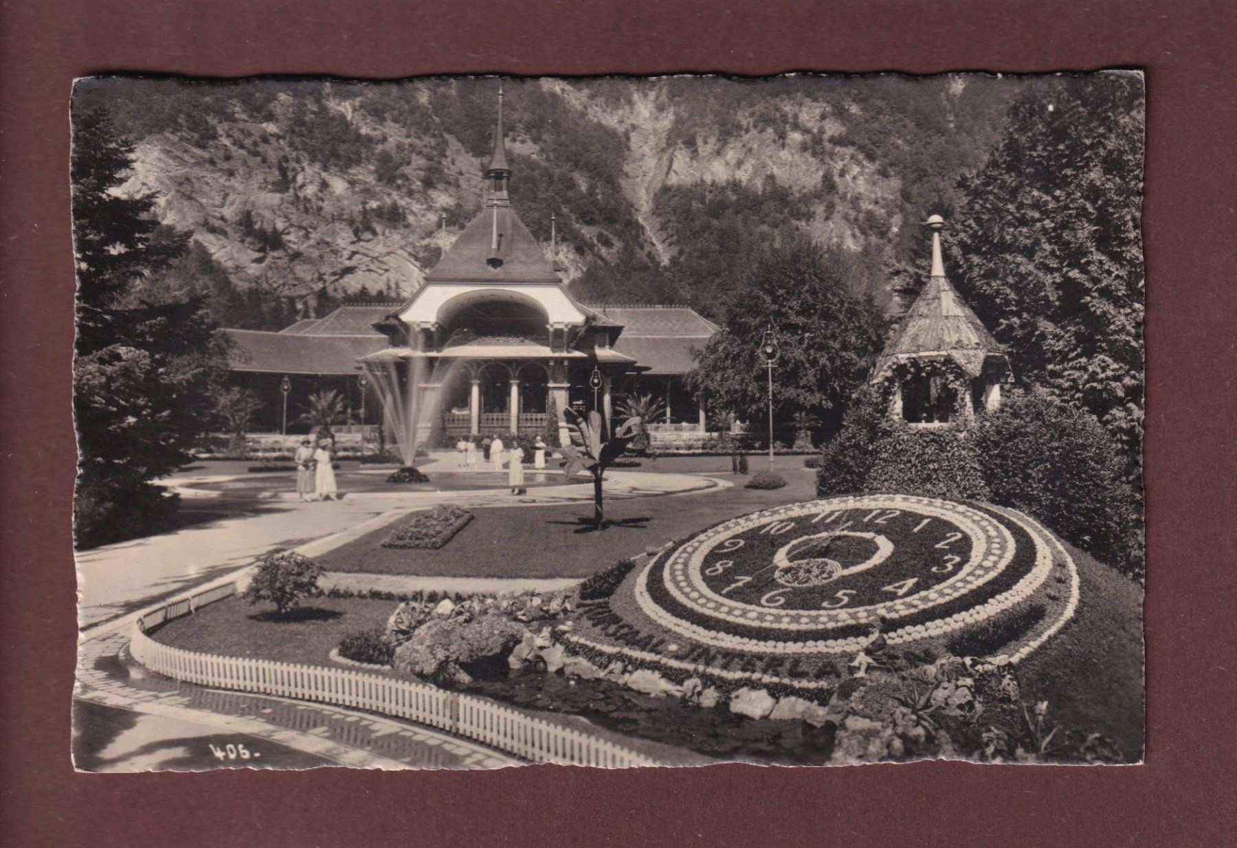 Cartoline postali: INTERLAKEN - Kursaal - Blumenuhr – Usato da Pully venduto da nicecards