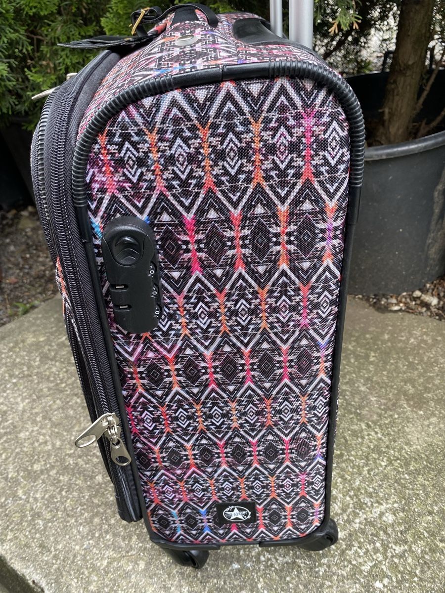 Valigie: Rollkoffer/Reisekoffer 56x35x22cm – Nuovo (secondo la descrizione) da Seewen SZ venduto da shaky01 4