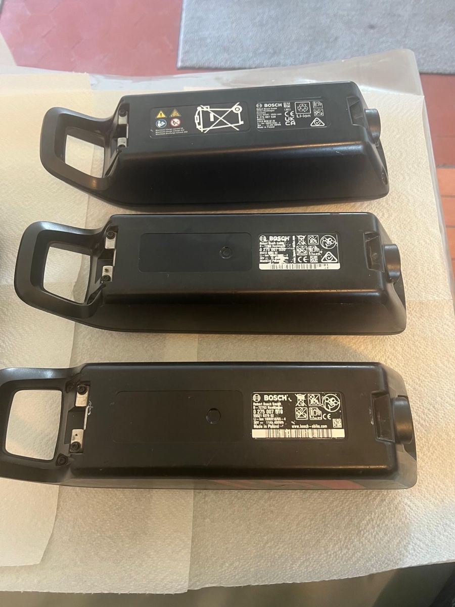 Bosch Batterie: Bosch E-Bike Akku Powerpack und Ladegerät – Usato da Winterthur venduto da N_pap 1