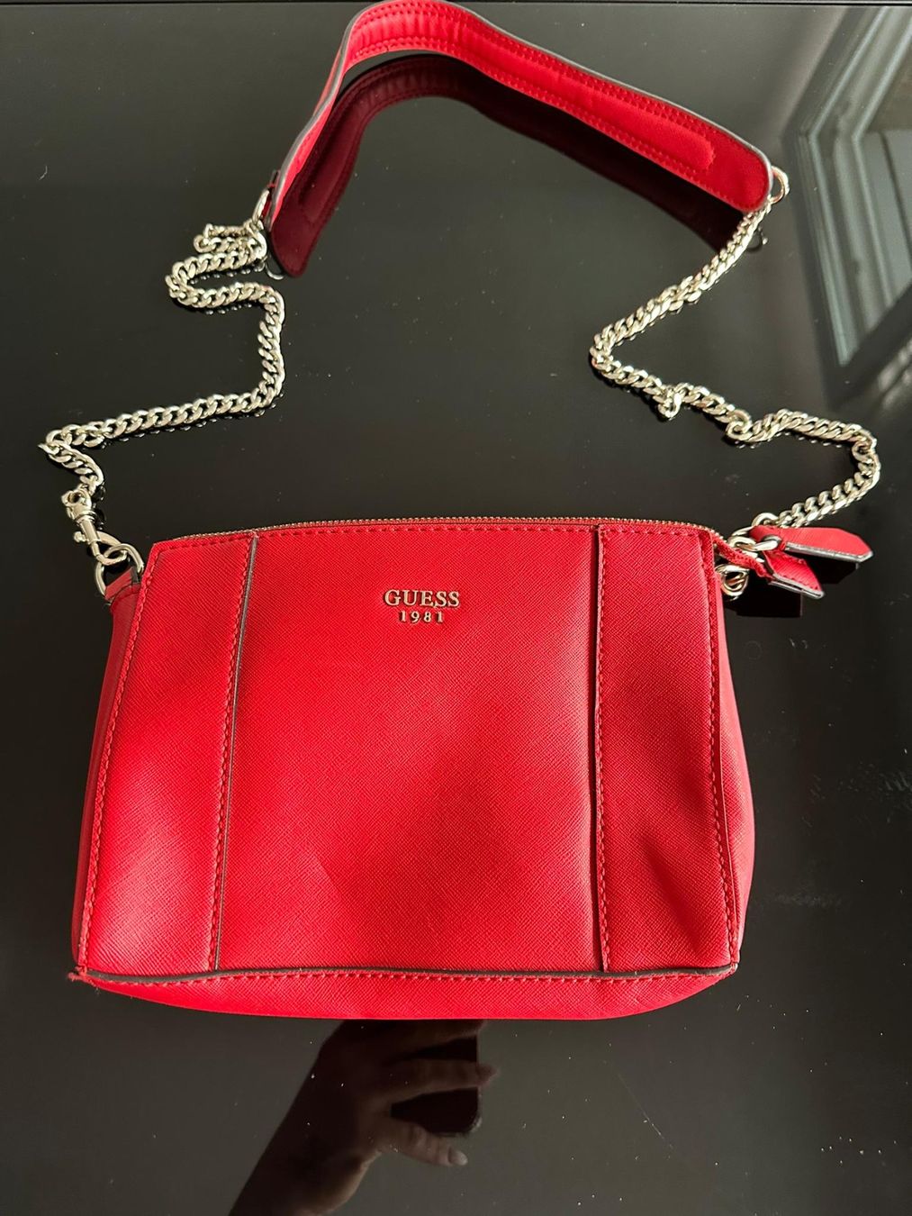 Guess Taschen für Damen: Guess Tasche – Gebraucht aus Biel/Bienne von Bolagol9 1
