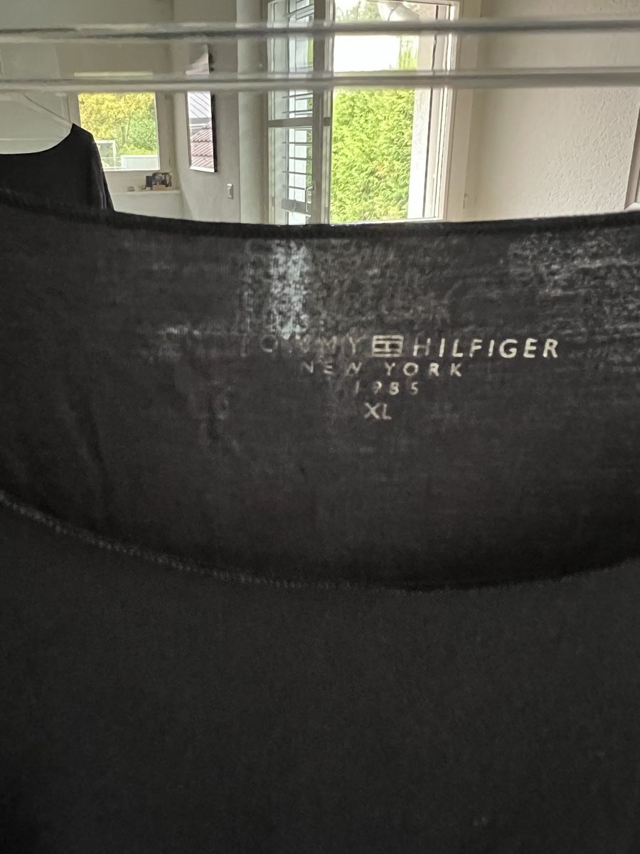 Tommy Hilfiger T-shirt: Tommy Hilfiger T-Shirt – Usato da Baar venduto da kri_m7t2 1